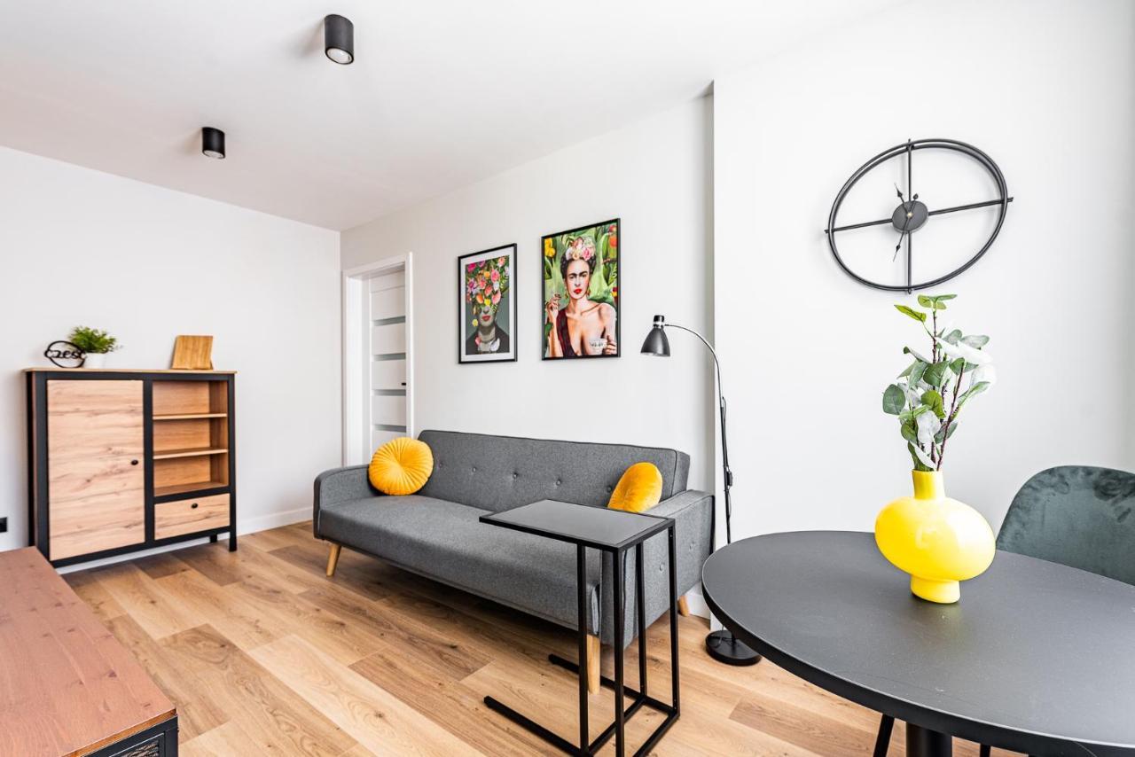 Apartment Frida Katowice Ligota Near Hospitals & Sum Экстерьер фото