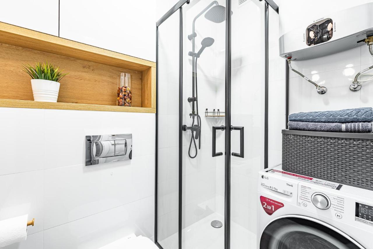 Apartment Frida Katowice Ligota Near Hospitals & Sum Экстерьер фото